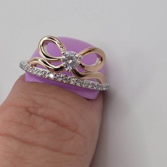 925 sterling silver and Rose Gold Bow Ring with gems. Size 6 - Picture 9 of 10
